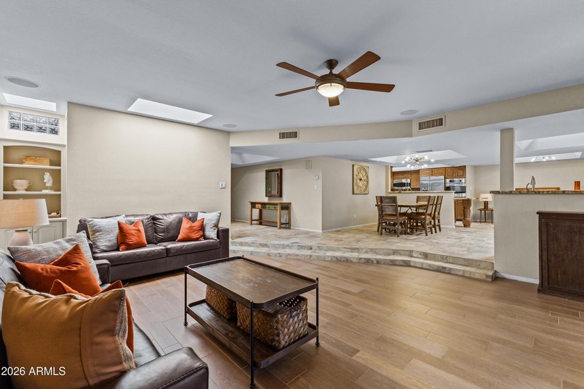 Waterfront luxury meets resort-style living in McCormick Ranch - photo 13