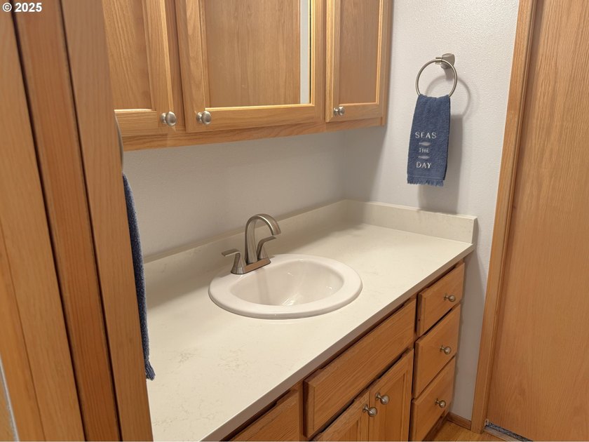 Serene Cabin Retreat with Panoramic Mountain Views - Whaleshead - photo 15