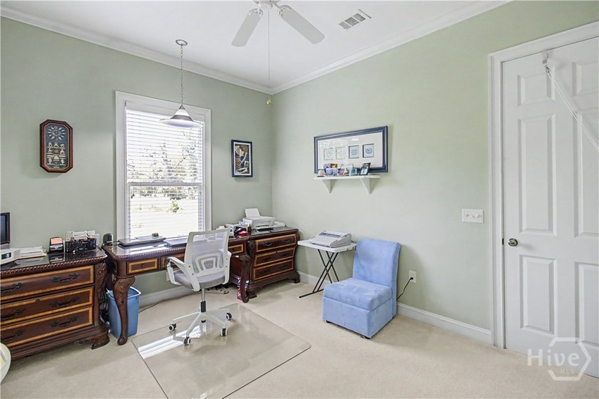 Waterfront Sanctuary with Timeless Character Step into a home - photo 22