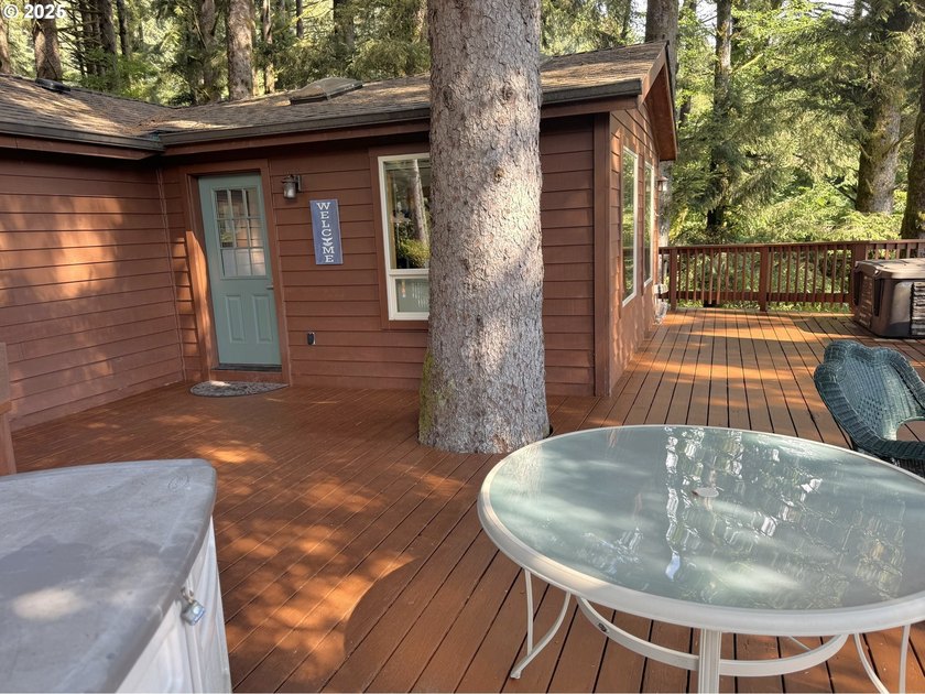 Serene Cabin Retreat with Panoramic Mountain Views - Whaleshead - photo 23