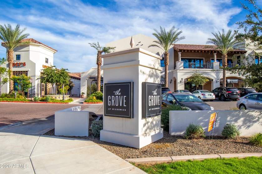 Waterfront luxury meets resort-style living in McCormick Ranch - photo 41