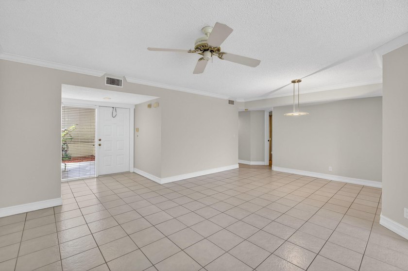 BEAUTIFULLY MAINTAINED 2-BEDROOM, 2-BATHROOM FIRST-FLOOR UNIT IN - photo 14