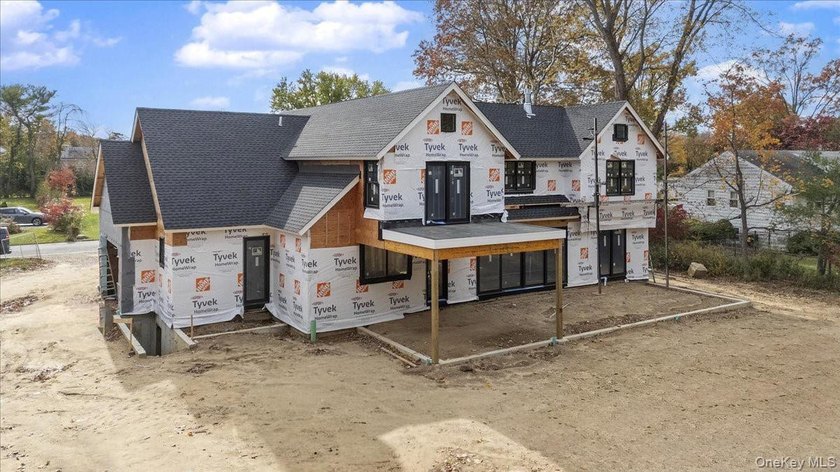 Bright, open, and expertly built with the highest quality - photo 5
