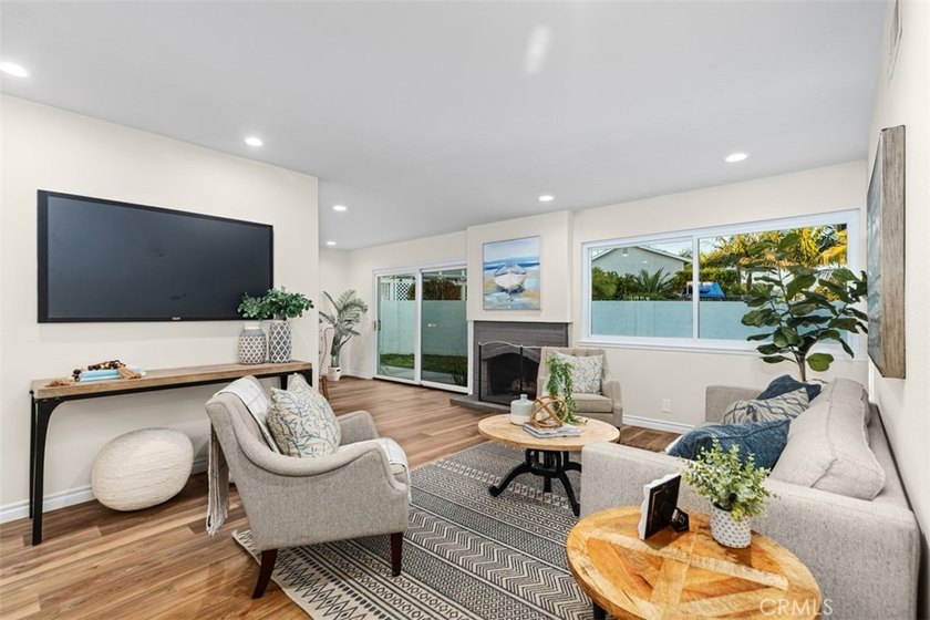 Totally Transformed. Perfectly Located. Welcome to the Beach - photo 9