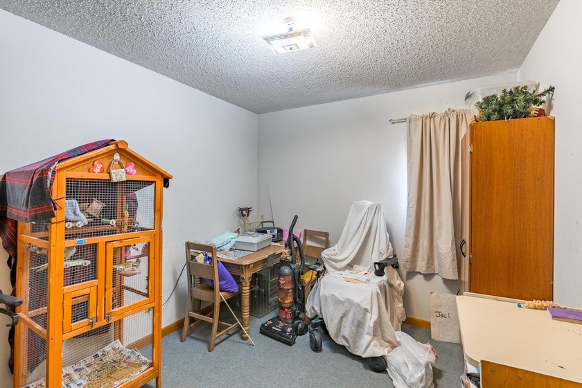 Investors, take notice! This well-maintained duplex in the City - photo 23