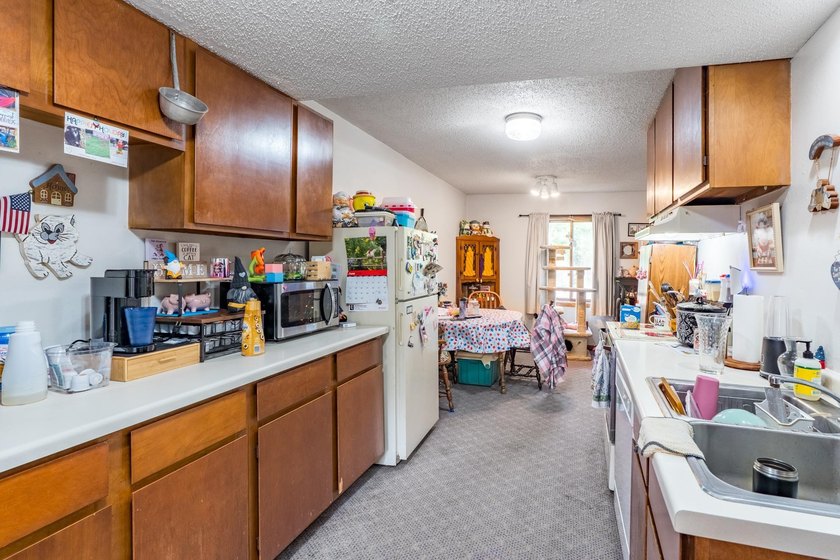 Investors, take notice! This well-maintained duplex in the City - photo 28
