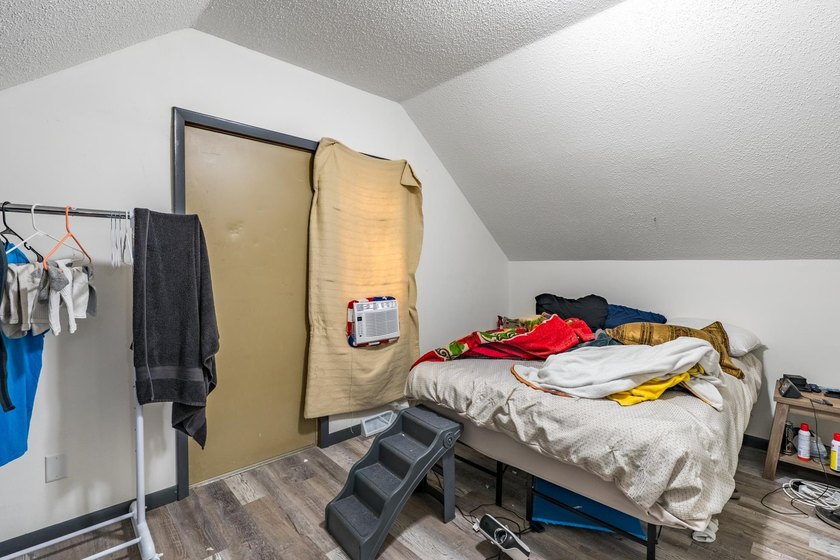 Investors, take notice! This well-maintained duplex in the City - photo 36