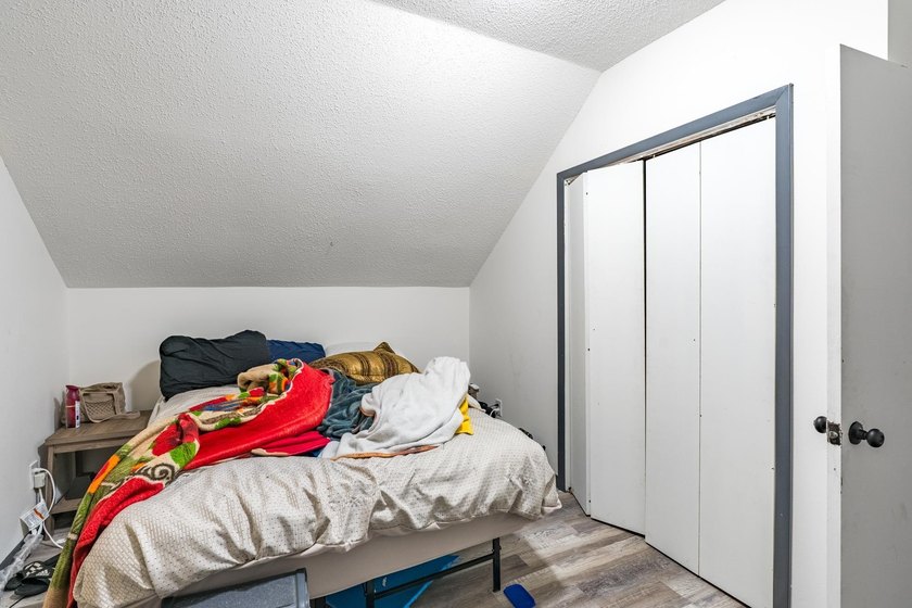 Investors, take notice! This well-maintained duplex in the City - photo 37