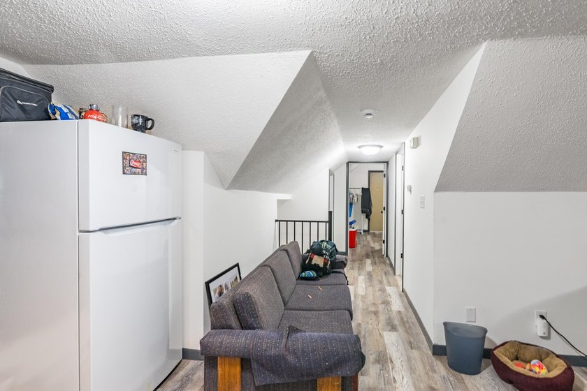 Investors, take notice! This well-maintained duplex in the City - photo 43