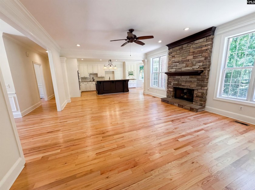 Welcome to 116 Crosscreek Dr, a home that exudes comfort and - photo 7