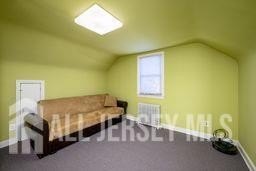PRIME LOCATION! Well-maintained, spacious, professional office - photo 31