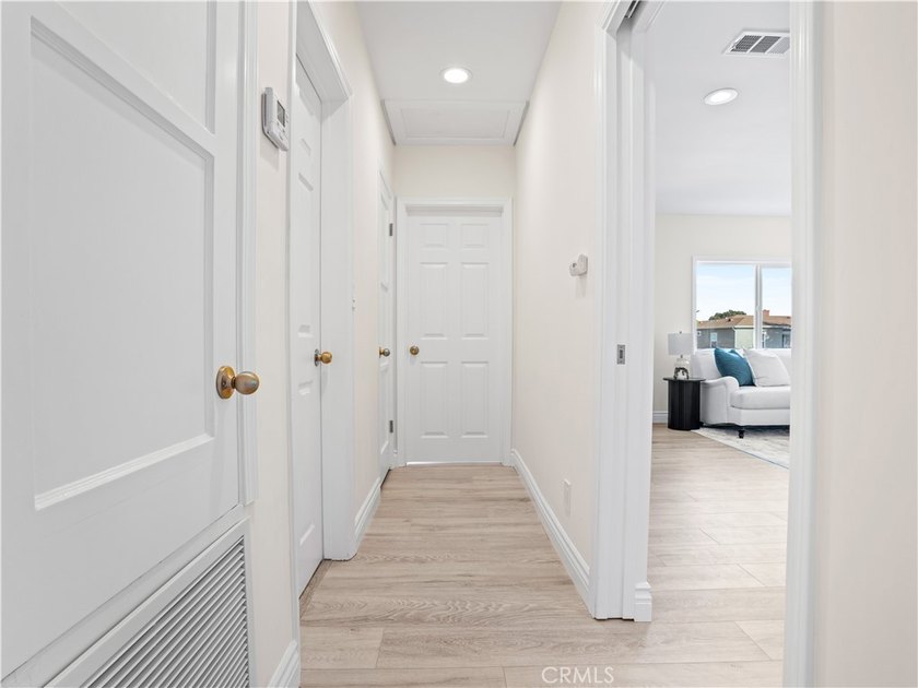Welcome to your light-filled retreat in one of Long Beach's most - photo 21