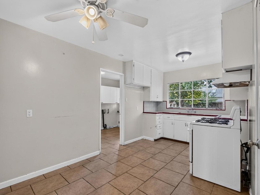 This is a rare opportunity to create your custom dream home on - photo 34