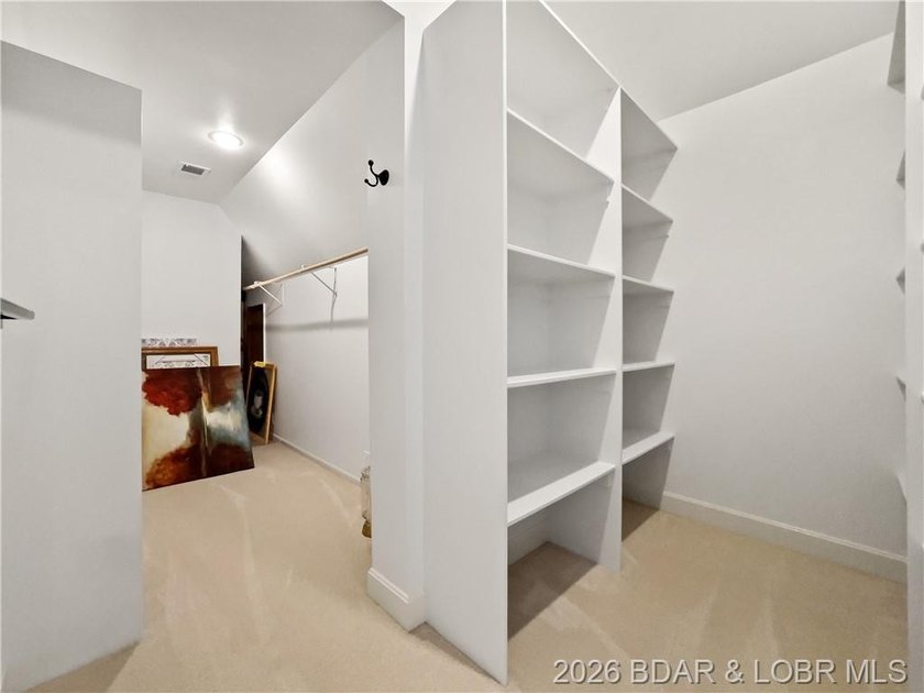 EXTREMELY MOTIVATED SELLER. Nearly flat lakefront yard, acreage - photo 46