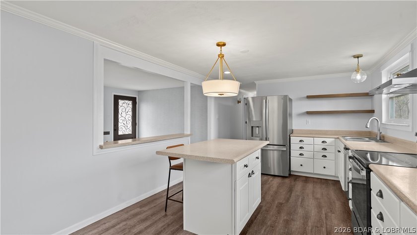 Welcome to this spacious 5-bedroom, 2-bath home in the Malibu - photo 22