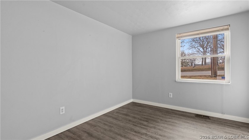 Welcome to this spacious 5-bedroom, 2-bath home in the Malibu - photo 25
