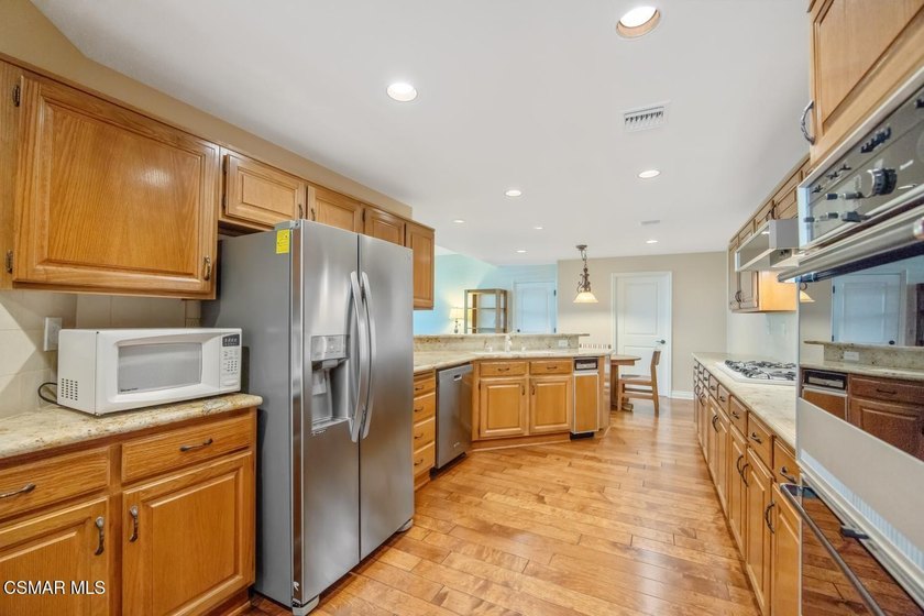 Fabulous two-story home in a gated Calabasas neighborhood - photo 25