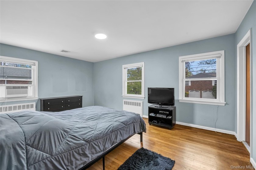 JUST REDUCED $130,000! Oversized Corner Property in a Prime - photo 9