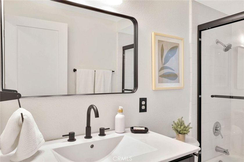 Welcome to 7161 Little Harbor Drive, a rare single-story - photo 10