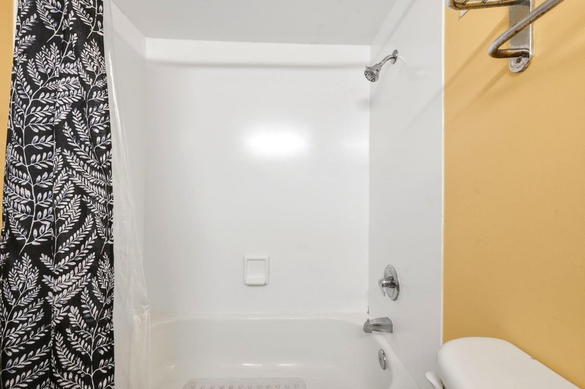 Welcome to Unit 1211 at Landmark Resort, a nicely appointed - photo 35