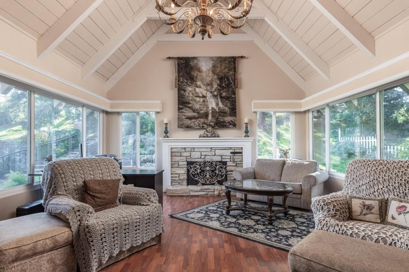 A stones throw from Monterey Peninsula Country Club and a short - photo 6
