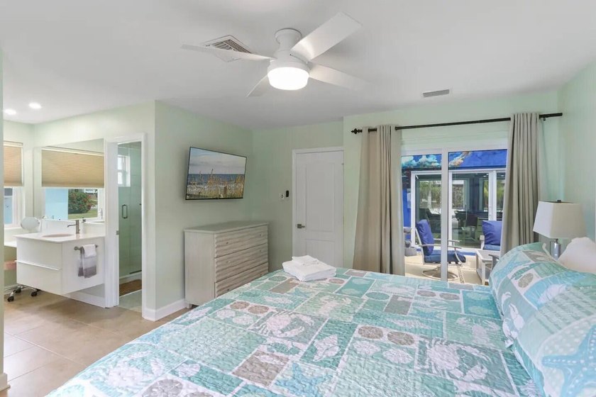 Unique beach home on Hutchinson Island, step inside and you will - photo 16