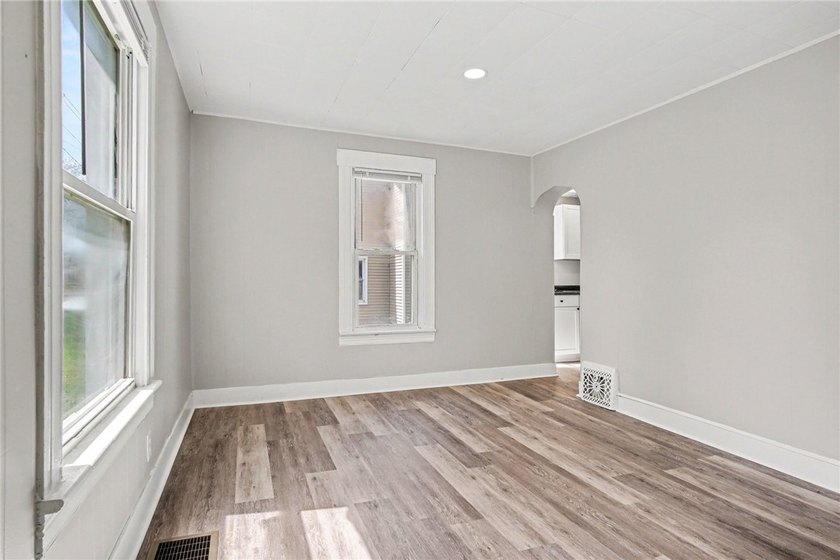 Turnkey investment opportunity or ideal owner-occupied duplex! - photo 21
