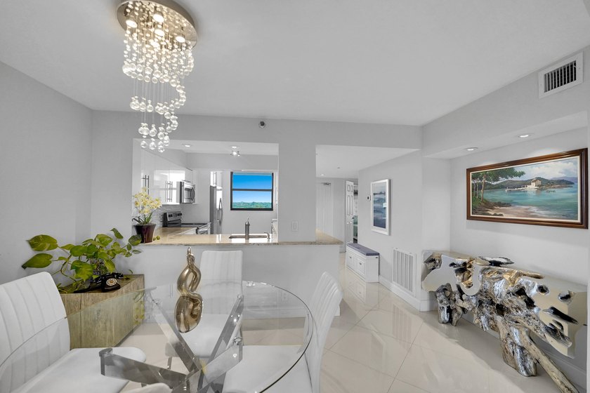 Bright and beautifully updated 3-bedroom residence located on - photo 9