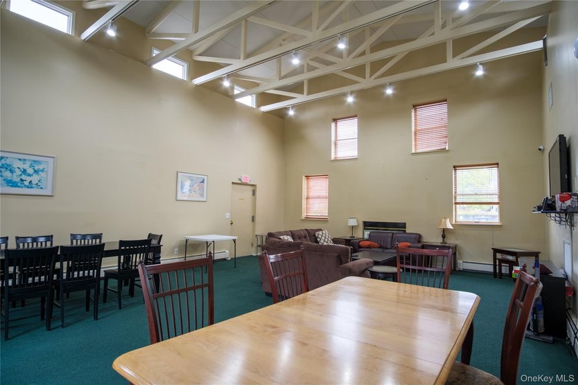 Welcome to this well-maintained unit that offers a comfortable - photo 14