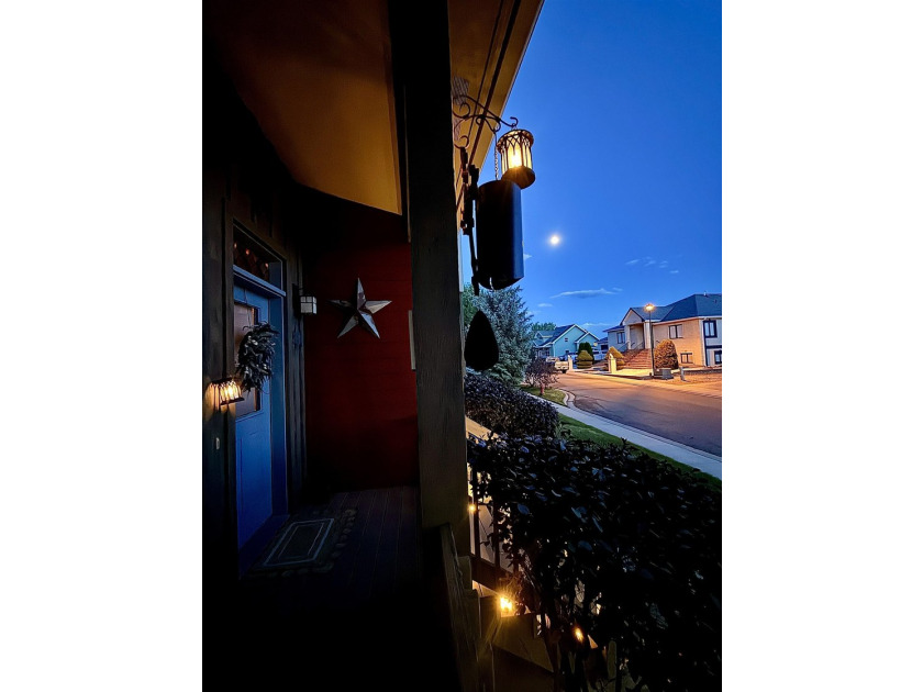 Welcome to your dream home in the highly sought-after Stoney - photo 37