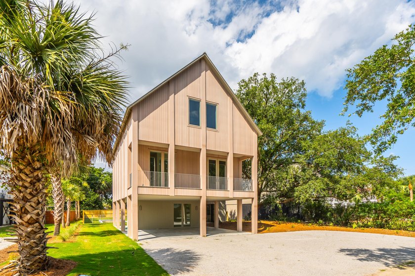 Set just blocks from the beach on one of Edisto Beach's quietest - photo 45