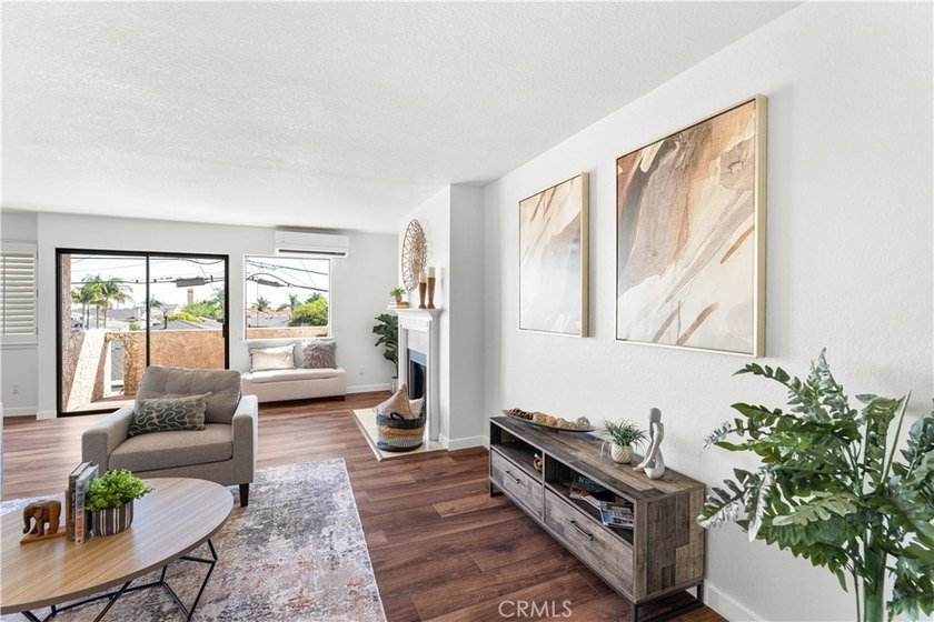 106 N Western 205 - photo 11