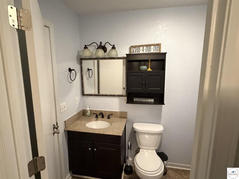 **Beautifully Updated Ranch Home in Warsaw, Missouri - Move-In - photo 13