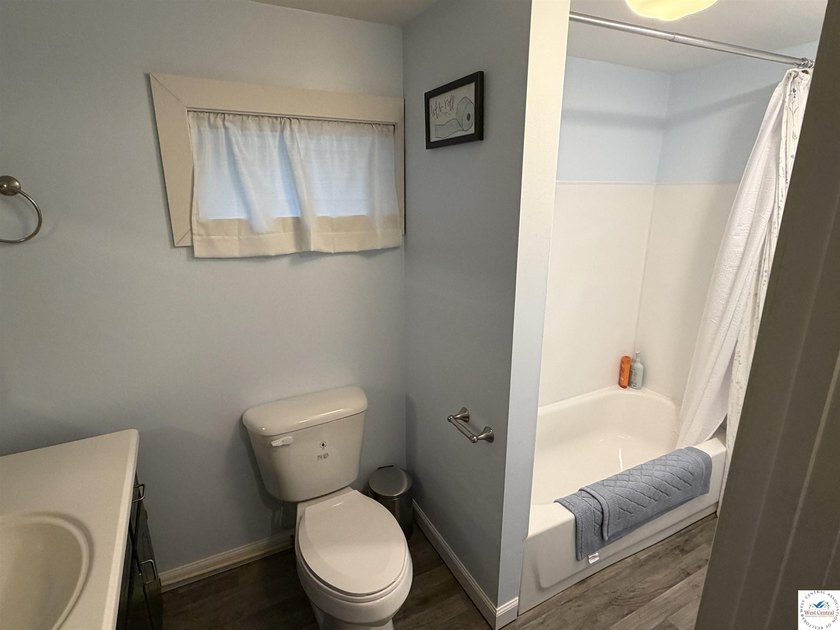 **Beautifully Updated Ranch Home in Warsaw, Missouri - Move-In - photo 14