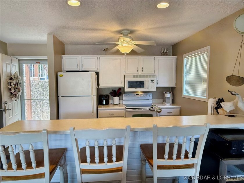 This amazing condo in highly sought after Bay Point Condos - photo 24