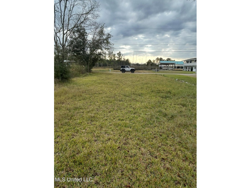 Waterfront Lot in Shoreline Park - Build Your Coastal Dream! - photo 4