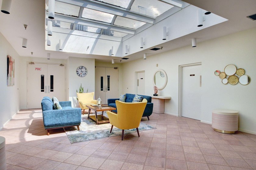 Welcome home to this beautifully maintained first-floor condo - photo 14