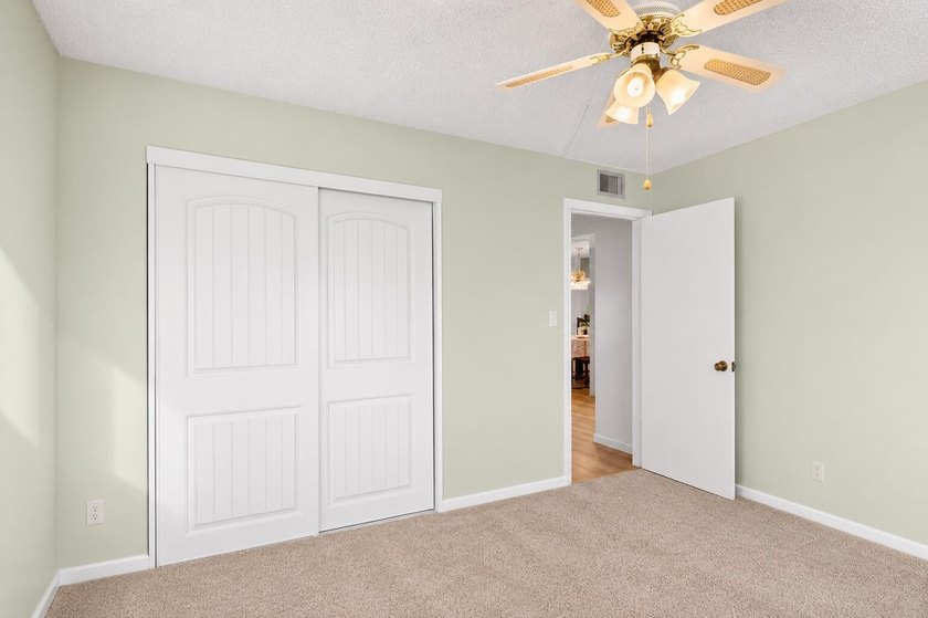 Welcome home to this beautifully maintained first-floor condo - photo 37