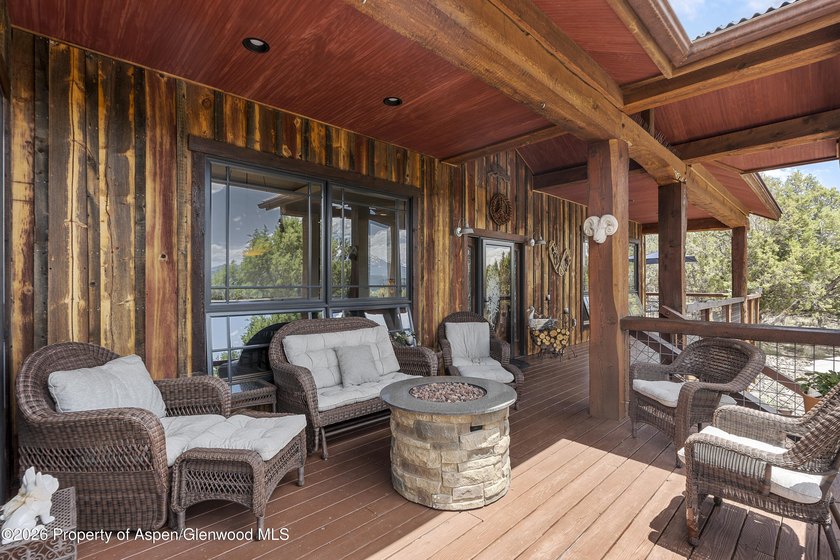 Roaring Fork Valley Retreat | Flexible Living Options | - photo 12