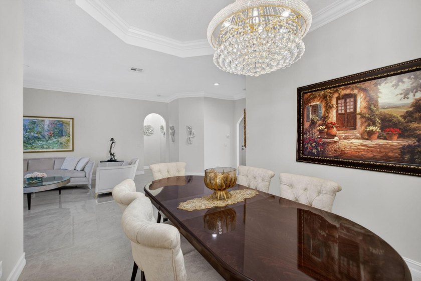 A true resort home on a large, premium pie shaped lot, with high - photo 12