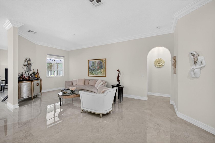 A true resort home on a large, premium pie shaped lot, with high - photo 15