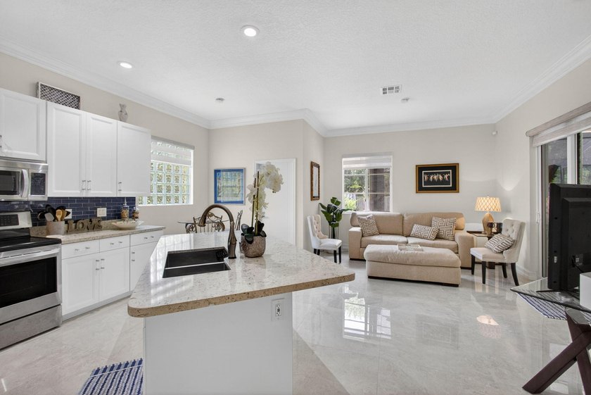 A true resort home on a large, premium pie shaped lot, with high - photo 22