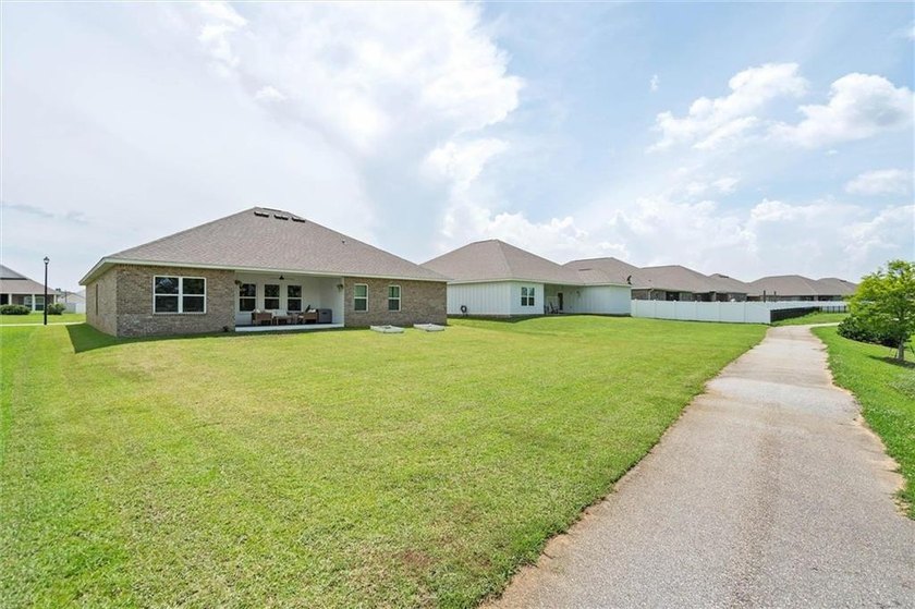 *Seller offering interest rate incentive - 2/1 buydown for - photo 30
