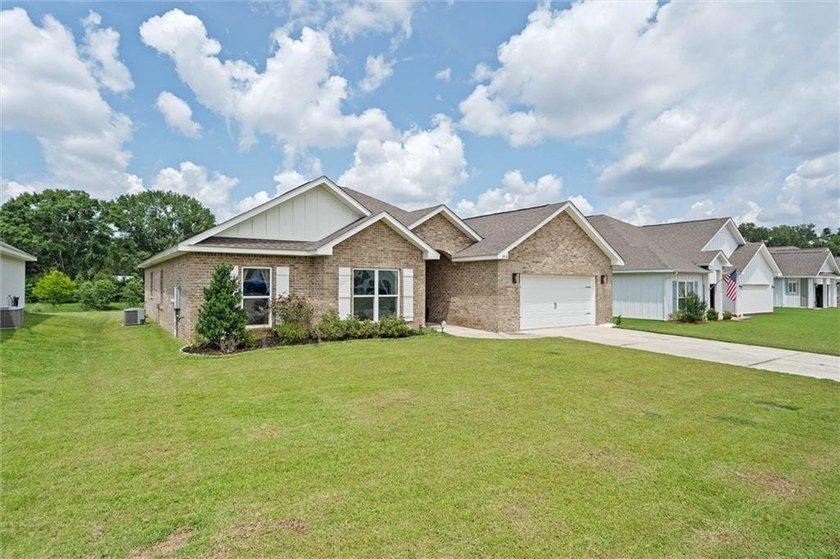 *Seller offering interest rate incentive - 2/1 buydown for - photo 32