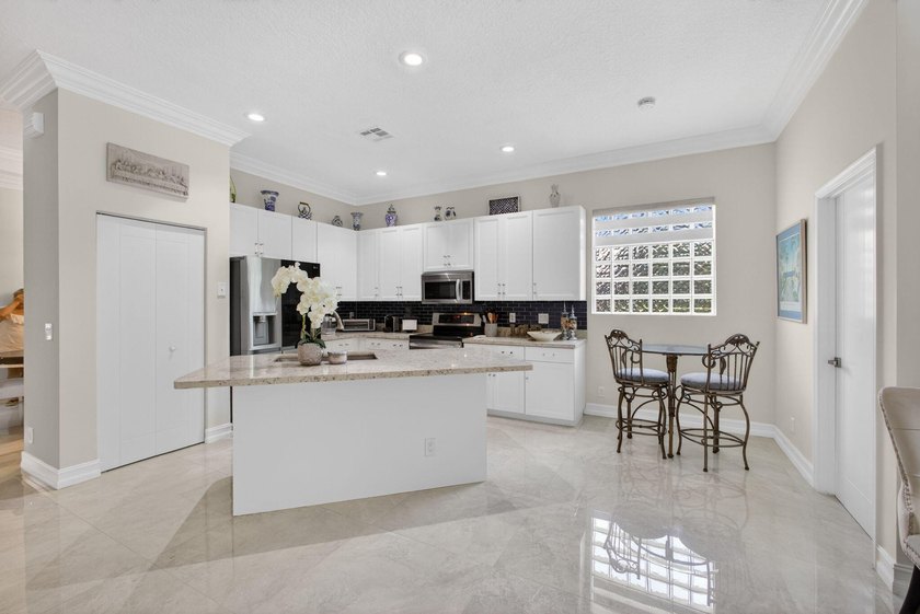 A true resort home on a large, premium pie shaped lot, with high - photo 32