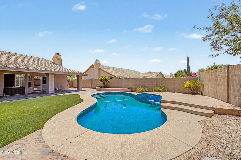 Spacious Cave Creek home offering 6 bedrooms, 3 bathrooms, and - photo 44