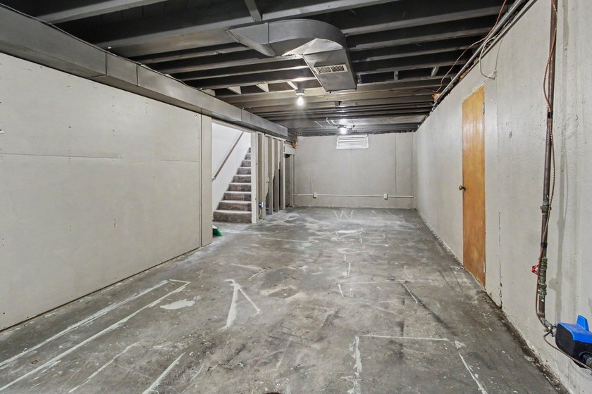 Charming three bedroom one bath Cape Cod with a large fenced in - photo 16