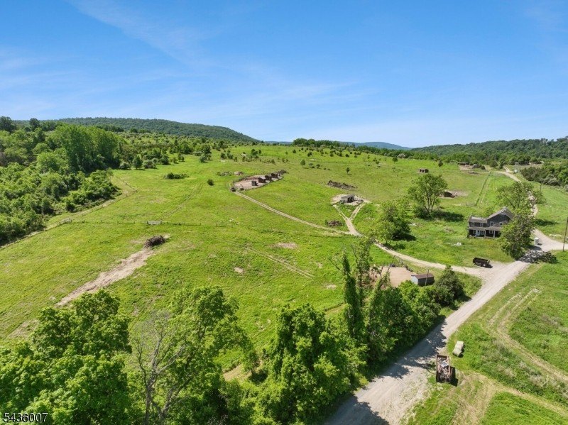 Welcome to one of Western New Jersey's most exceptional land - photo 2