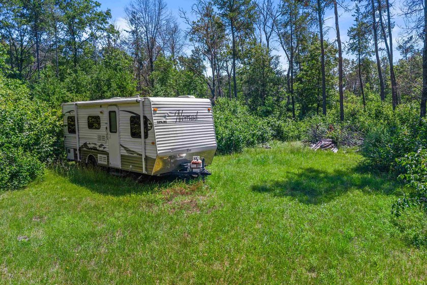 Whether you're searching for a year-round home or the perfect - photo 12