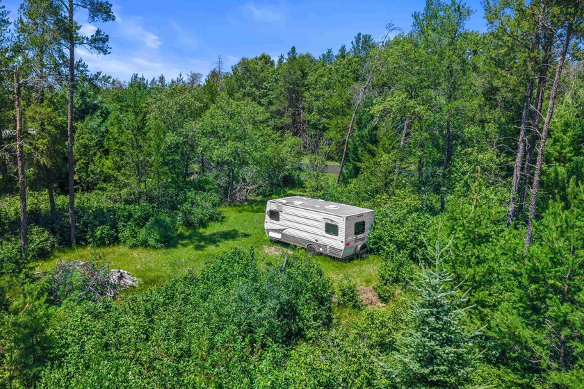 Whether you're searching for a year-round home or the perfect - photo 13